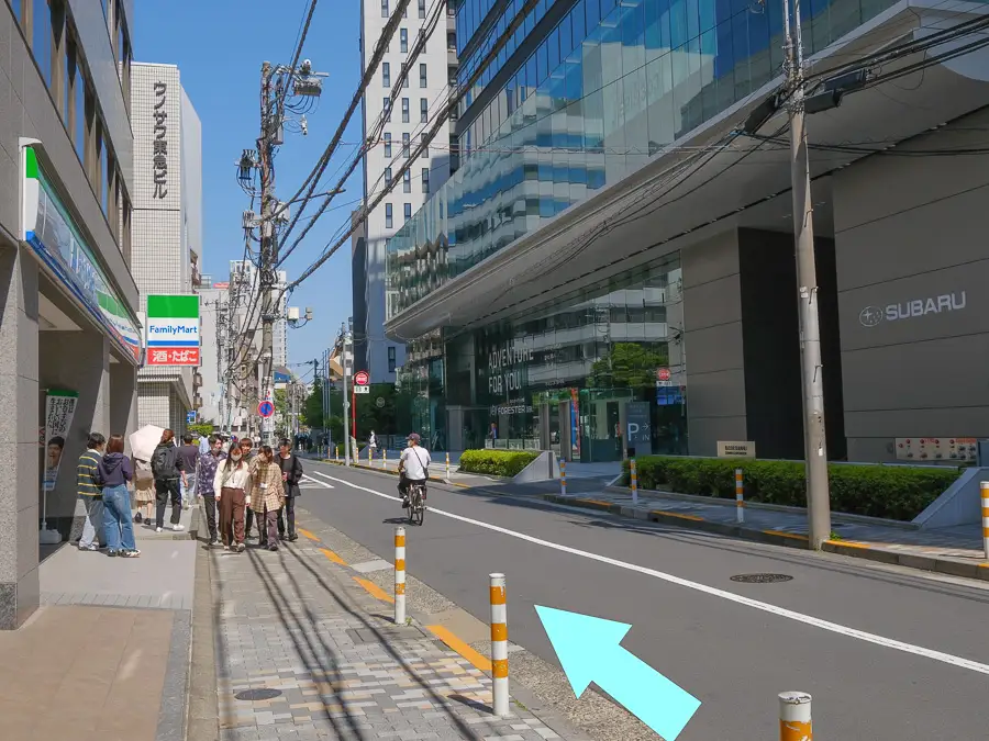 恵比寿スバルビル前の歩道